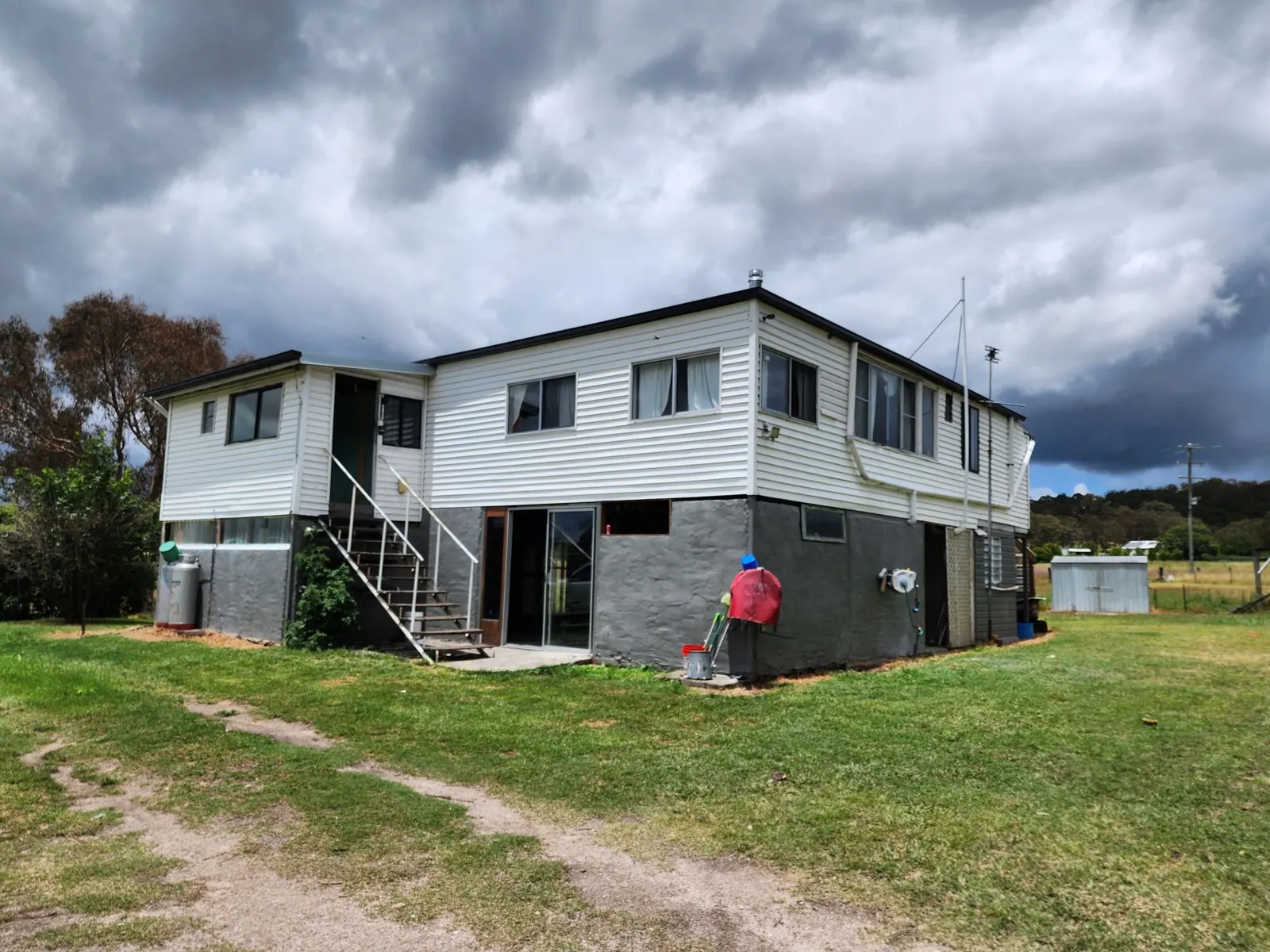 914 Sugarloaf Road, Sugarloaf