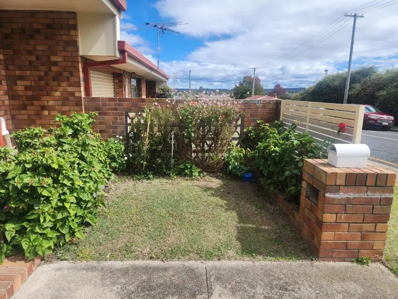 7 Baker Street, Stanthorpe — photograph 5