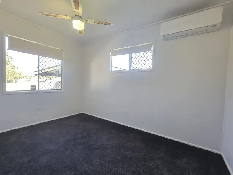 57 Woodlawn Street, Wallangarra — photograph 8