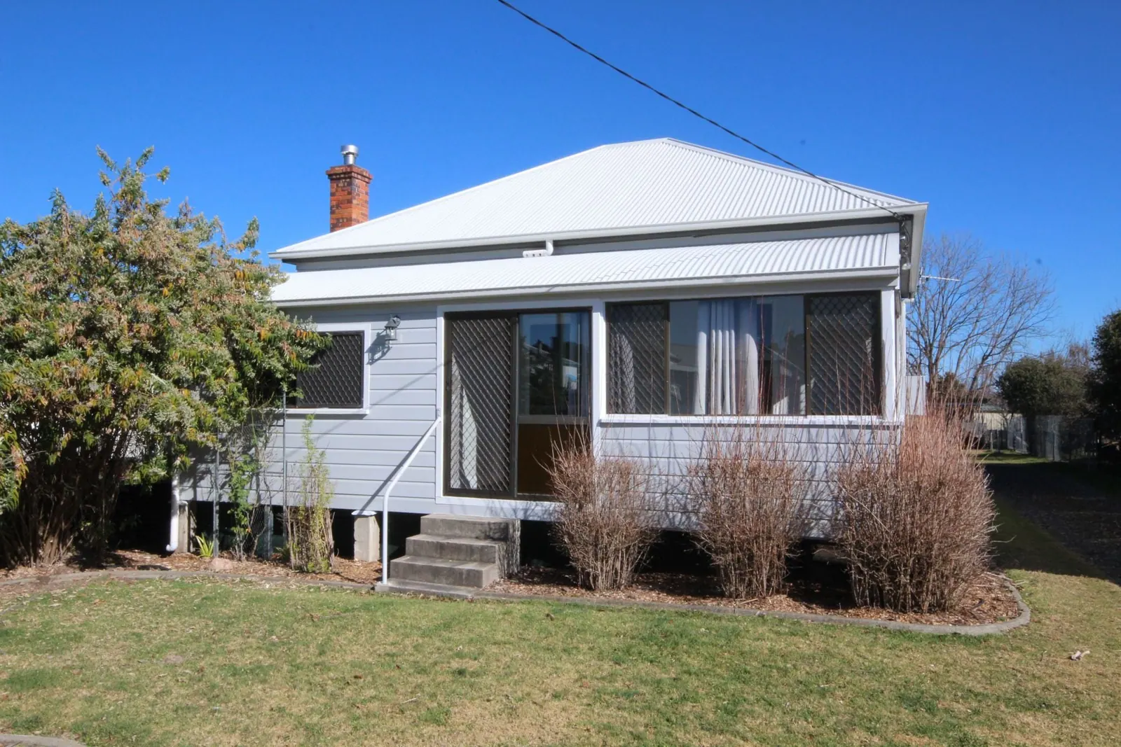 16 Granite Street, Stanthorpe