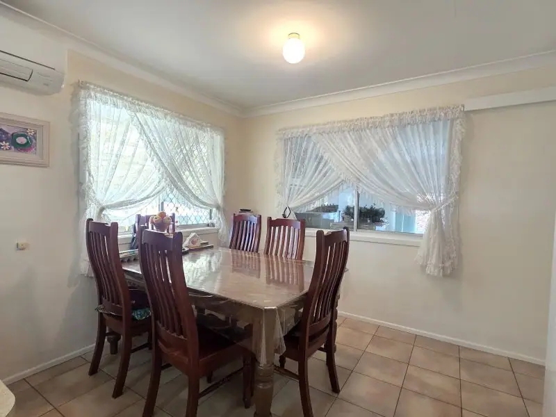 53 Greenup Street, Stanthorpe — photograph 6
