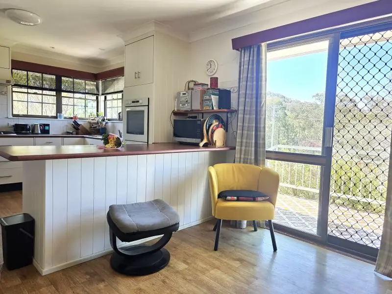 4 Belwood Street, Stanthorpe — photograph 6