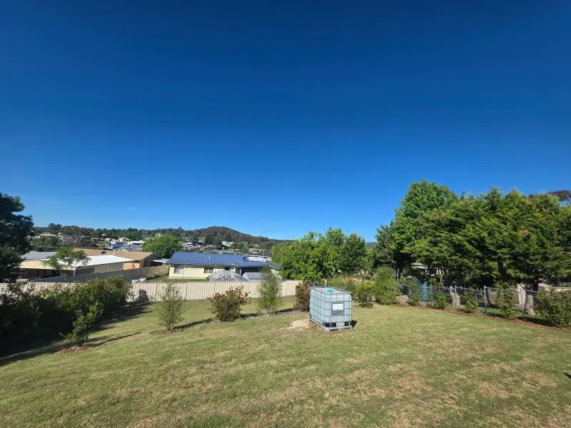 106 Sugarloaf Road, Stanthorpe — photograph 3