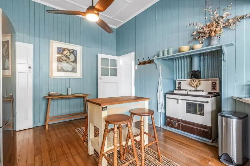 22 Denham St, Stanthorpe — photograph 4