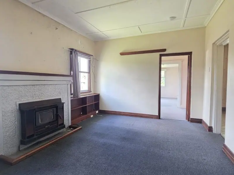 19 Symes Street, Stanthorpe — photograph 7