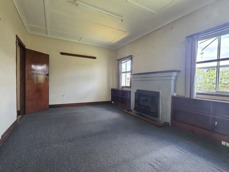 19 Symes Street, Stanthorpe — photograph 8