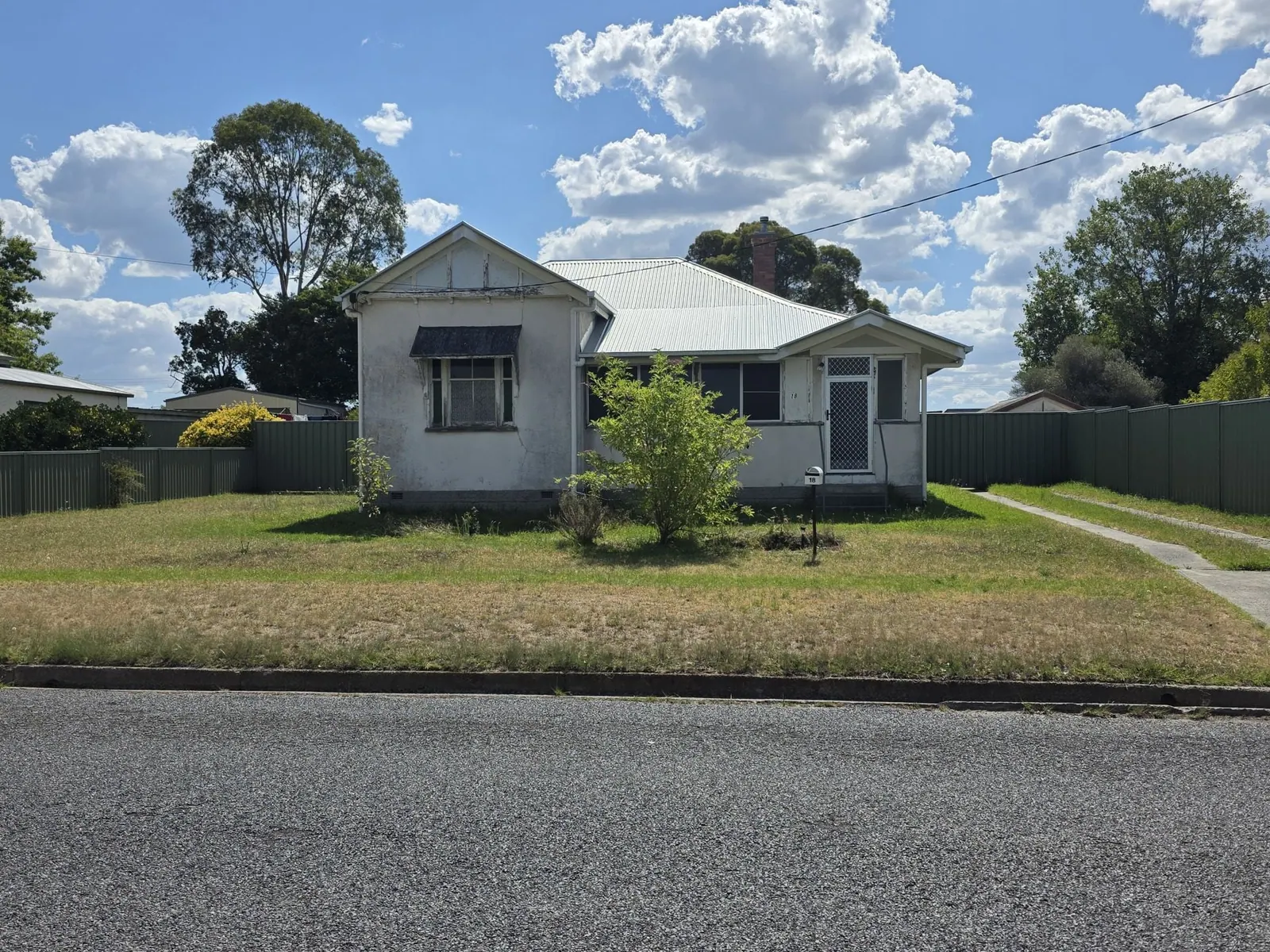 18 Symes Street, Stanthorpe
