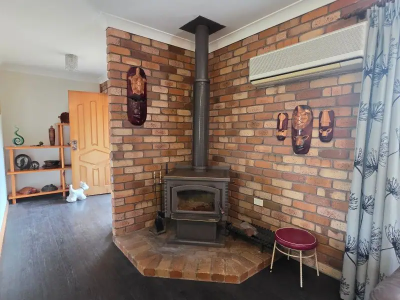 47 Greenup Street, Stanthorpe — photograph 5