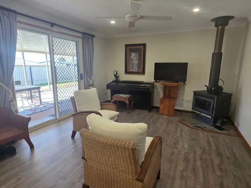 47 Britannia Street, Stanthorpe — photograph 7