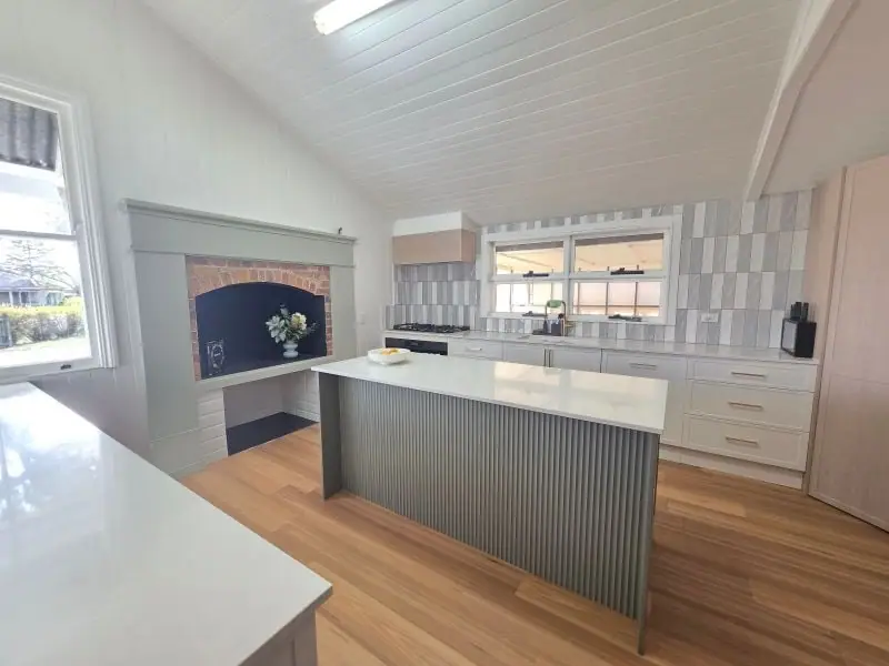 68 Greenup Street, Stanthorpe — photograph 4