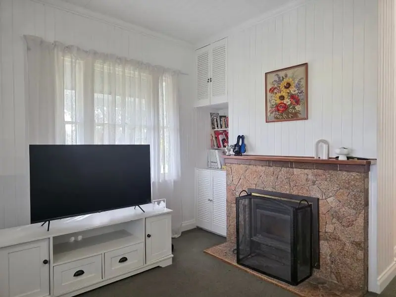 68 Greenup Street, Stanthorpe — photograph 8