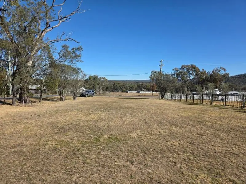 11-15 Gemmel Road, Glen Aplin — photograph 4