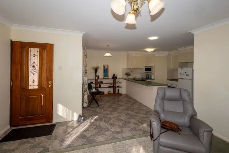 6/23 Granite Street, Stanthorpe — photograph 6